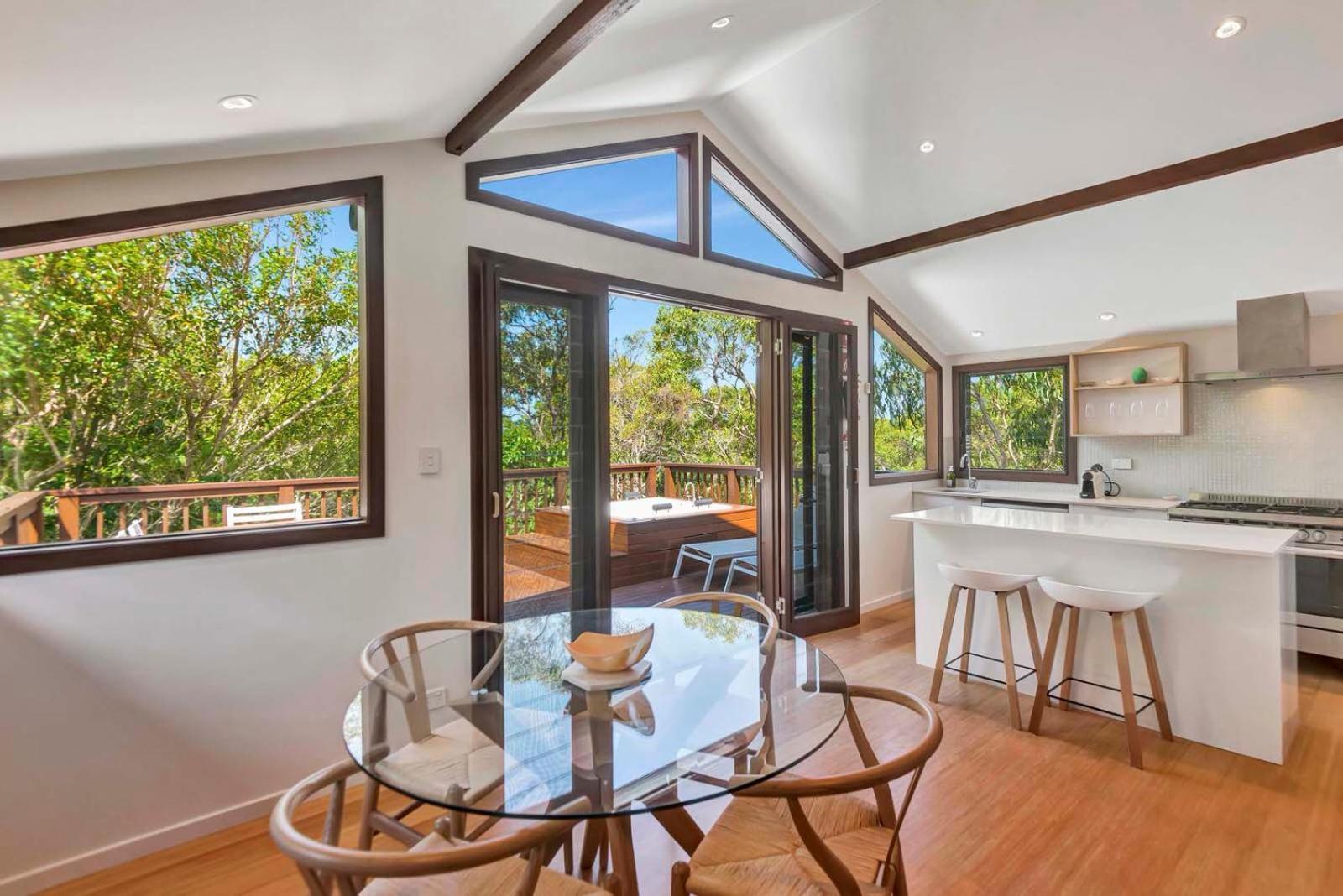 The Oasis Apartments And Treetop Houses Byron Bay Exterior foto